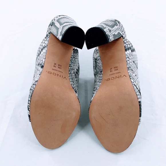 Vince Grey Mule Snakeskin Embossed Leather Block Slide On Heeled Sandal Sz 7 - Picture 9 of 11